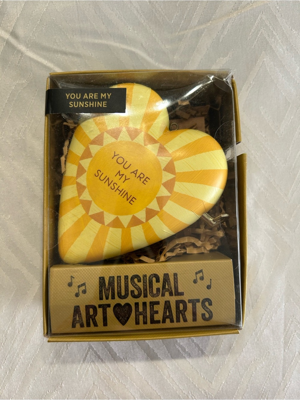 Demdaco Art Hearts Musical Heart “You are my sunshine” NWT